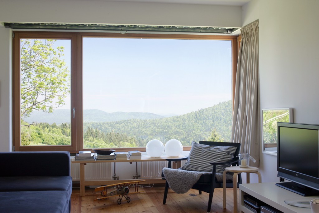 House-With-Window-08