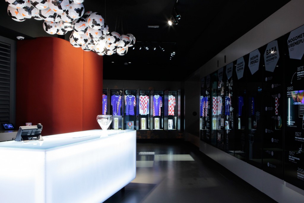 Polak - CFF Be Proud_02