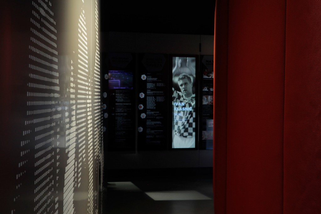 Polak - CFF Be Proud_03